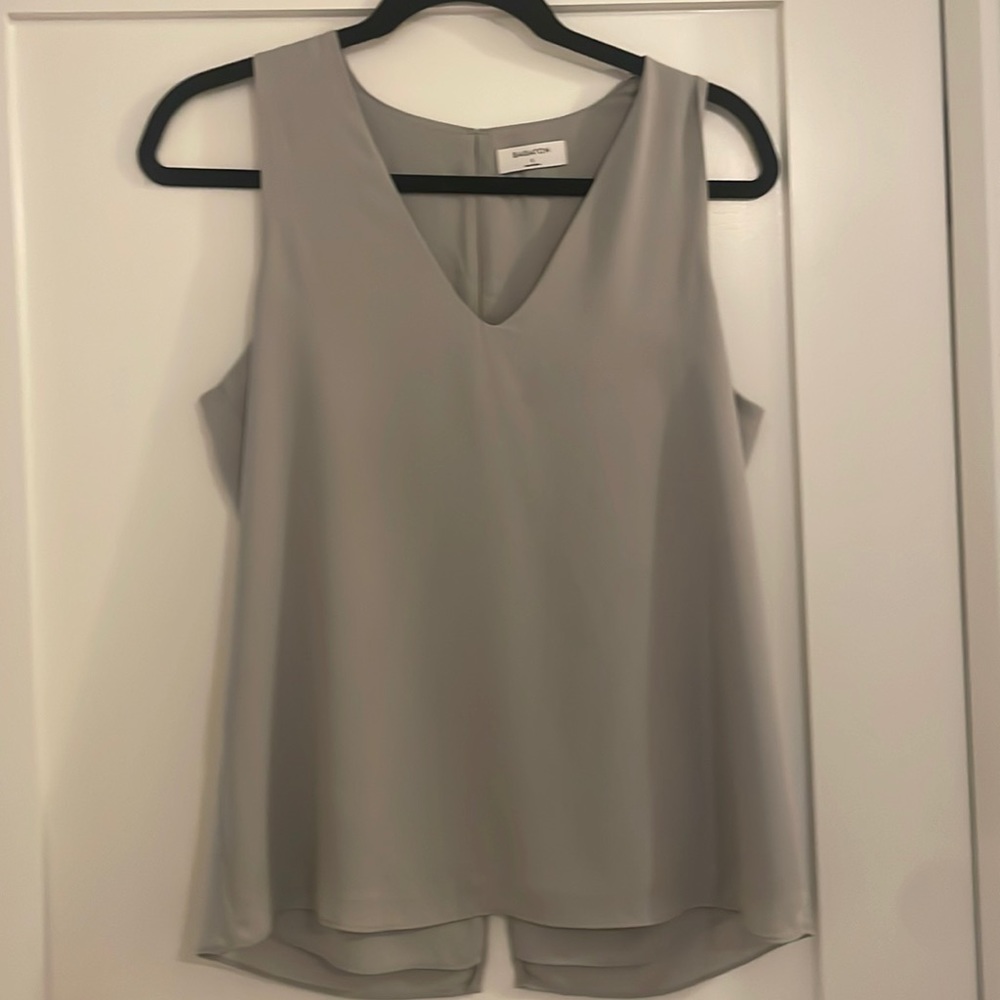 Aritzia Babaton blouse in putty grey